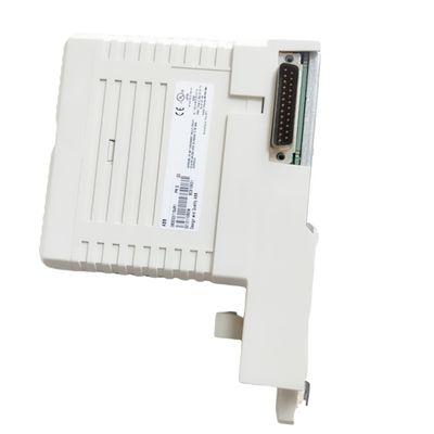 MODULE À RÉGULATION DE PROCESSUS DE DCS D'ABB 3BHE023584R2634